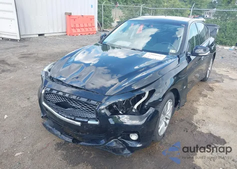 2015 Infiniti Q50 Premium z USA, uszkodzony, nr VIN JN1BV7AR9FM404984